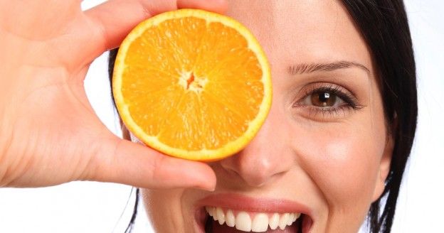 vitamina c pura in polvere per il viso